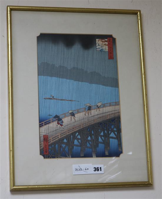 Hiroshige, woodblock print, Figures on a bridge in the rain, 33 x 22cm